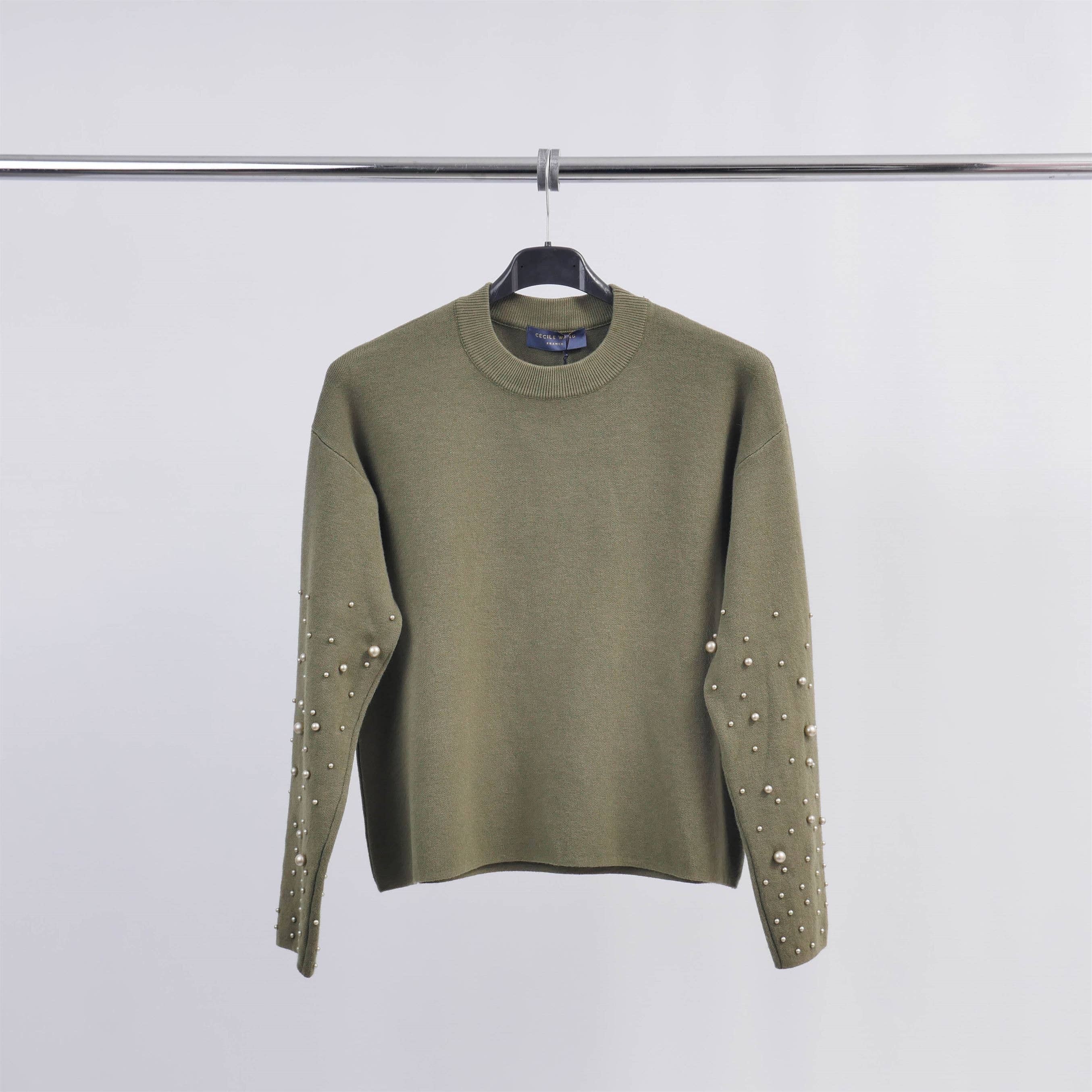 Pull col rond avec perles sur les manches DSY24226