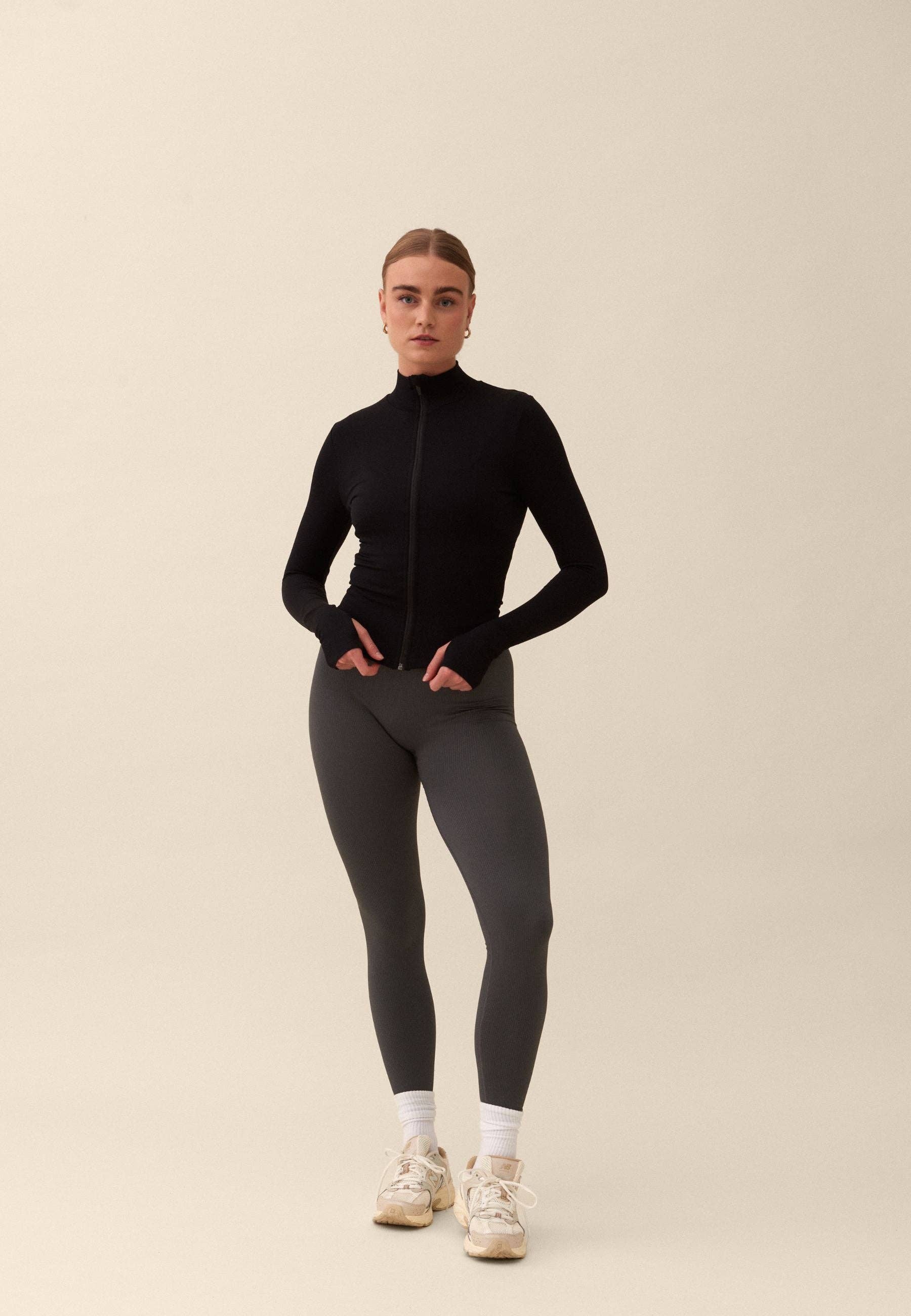 Veste zippée cintrée sans couture - Noire
