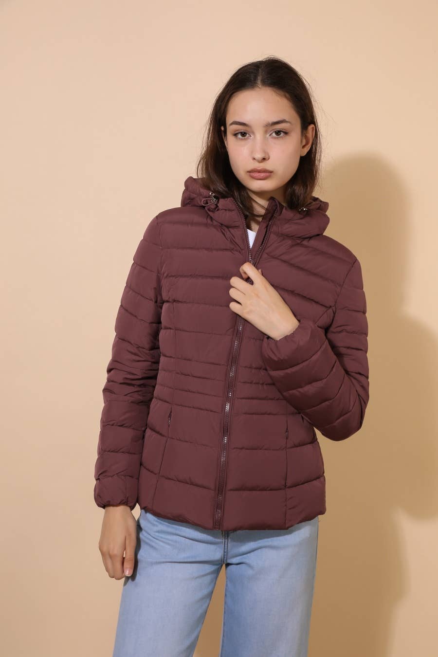 Doudoune courte avec capuche